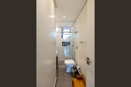 Apartamento à venda com 121m², 2 quartos e 1 vaga Apartamento à venda com 121m², 2 quartos e 1 vagaBanheiro 2