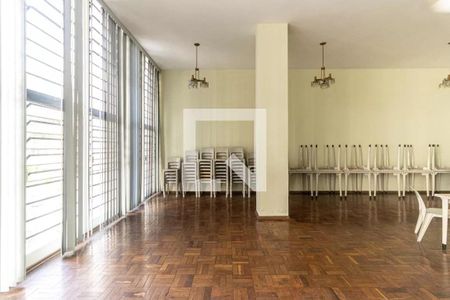Apartamento à venda com 121m², 2 quartos e 1 vaga Apartamento à venda com 121m², 2 quartos e 1 vagaÁrea comum - Salão de festas