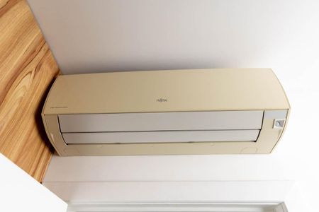 Apartamento à venda com 121m², 2 quartos e 1 vaga Apartamento à venda com 121m², 2 quartos e 1 vagaEscritório