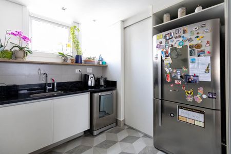 Apartamento à venda com 121m², 2 quartos e 1 vaga Apartamento à venda com 121m², 2 quartos e 1 vagaCozinha