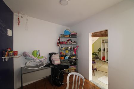 Casa para alugar com 189m², 4 quartos e 2 vagasSala