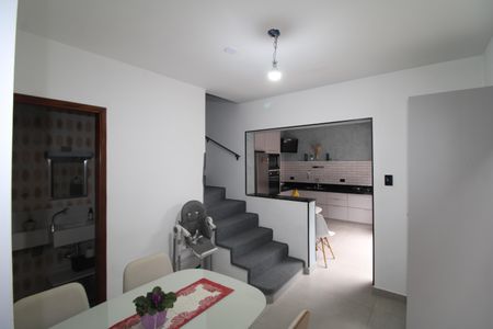 Casa para alugar com 189m², 4 quartos e 2 vagasCasa 2 - Sala / Cozinha
