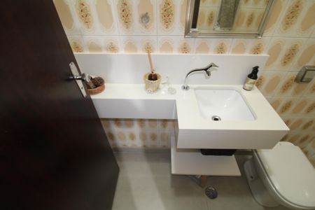 Casa para alugar com 189m², 4 quartos e 2 vagasCasa 2 - Banheiro 2