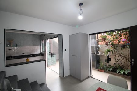 Casa para alugar com 189m², 4 quartos e 2 vagasCasa 2 - Sala / Cozinha