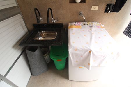 Casa para alugar com 189m², 4 quartos e 2 vagasCasa 2 - Área de Serviço