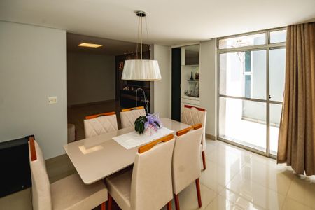 Apartamento à venda com 127m², 3 quartos e 2 vagasSala de Jantar