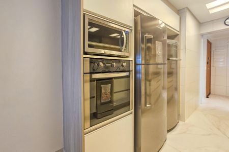 Apartamento para alugar com 143m², 4 quartos e 3 vagasCozinha