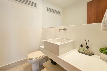 Apartamento para alugar com 143m², 4 quartos e 3 vagasLavabo