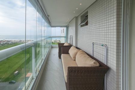 Apartamento para alugar com 143m², 4 quartos e 3 vagasSuíte 2 Varanda