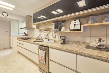 Apartamento para alugar com 143m², 4 quartos e 3 vagasCozinha