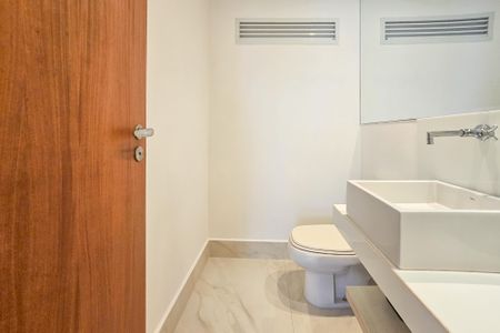 Apartamento para alugar com 143m², 4 quartos e 3 vagasBanheiro da Suíte 4