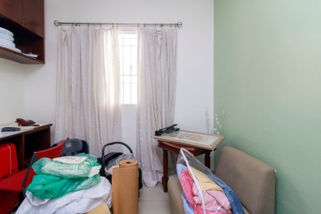 Casa à venda com 200m², 3 quartos e 5 vagasQuarto 3