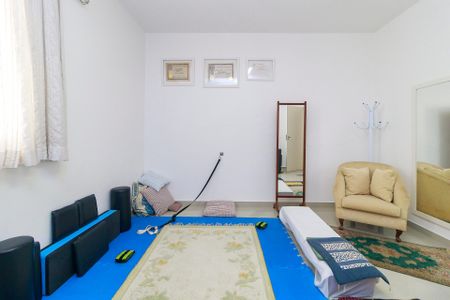 Casa à venda com 200m², 3 quartos e 5 vagasQuarto 2