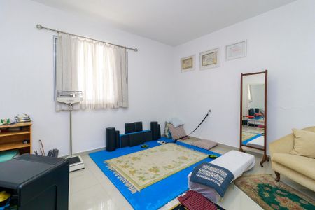 Casa à venda com 200m², 3 quartos e 5 vagasQuarto 2