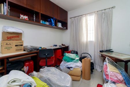 Casa à venda com 200m², 3 quartos e 5 vagasQuarto 3