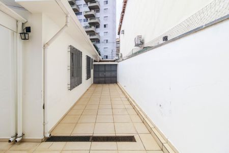 Casa à venda com 200m², 3 quartos e 5 vagasQuintal