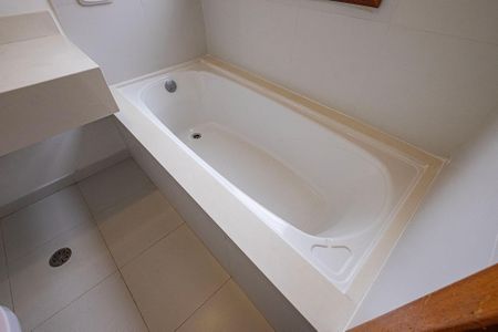 Casa à venda com 400m², 4 quartos e 3 vagas Casa à venda com 400m², 4 quartos e 3 vagasBanheiro da Suíte 4