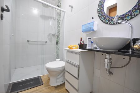Casa à venda com 94m², 3 quartos e 2 vagasBanheiro Social