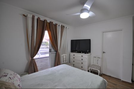 Casa à venda com 94m², 3 quartos e 2 vagasSuíte