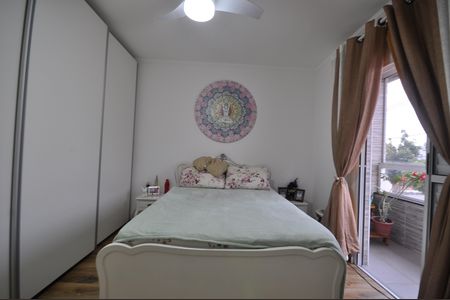 Casa à venda com 94m², 3 quartos e 2 vagasSuíte