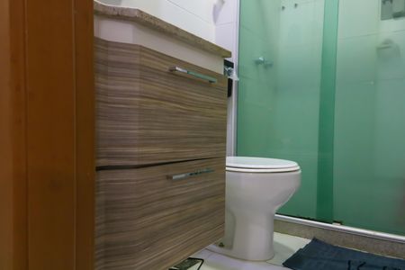 Apartamento à venda com 66m², 2 quartos e 1 vagaBanheiro da Suíte