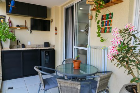 Apartamento à venda com 66m², 2 quartos e 1 vagaVaranda da Sala