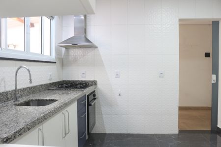 Sala/Cozinha de casa à venda com 2 quartos, 190m² em Santa Maria, São Caetano do Sul