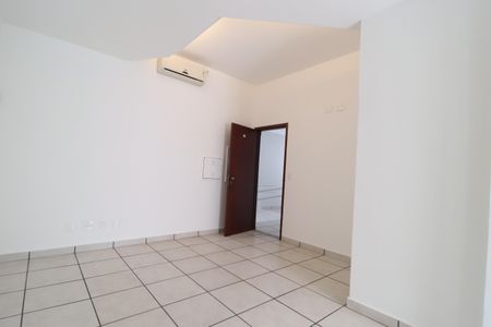 Casa para alugar com 107m², 3 quartos e 7 vagasSuíte 2