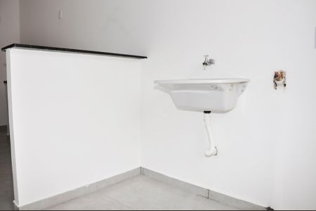 Casa para alugar com 80m², 2 quartos e sem vagaÁrea de Serviço