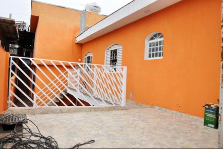 Casa para alugar com 80m², 2 quartos e sem vagaVaranda e Quintal