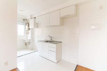 Apartamento à venda com 42m², 2 quartos e 1 vaga Apartamento à venda com 42m², 2 quartos e 1 vagaCozinha e Área de Serviço