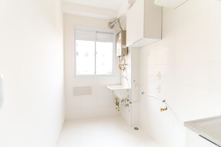 Apartamento à venda com 42m², 2 quartos e 1 vaga Apartamento à venda com 42m², 2 quartos e 1 vagaCozinha e Área de Serviço