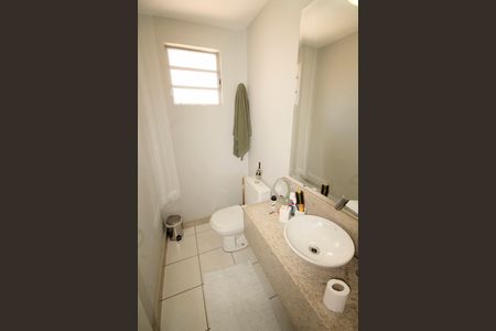 Lavabo de apartamento à venda com 4 quartos, 140m² em Buritis, Belo Horizonte