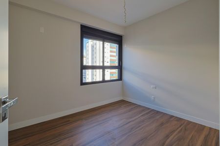 Quarto de apartamento à venda com 2 quartos, 110m² em Santa Efigênia, Belo Horizonte