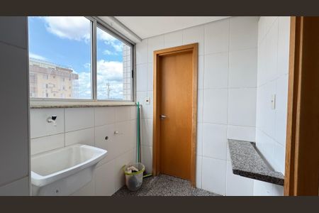 Apartamento para alugar com 115m², 4 quartos e 2 vagasLavanderia