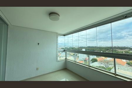 Apartamento para alugar com 115m², 4 quartos e 2 vagasVaranda