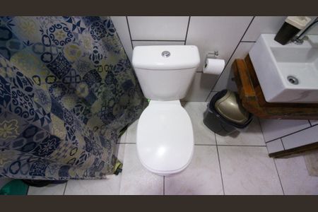 Casa à venda com 145m², 3 quartos e 3 vagas Casa à venda com 145m², 3 quartos e 3 vagasBanheiro 1