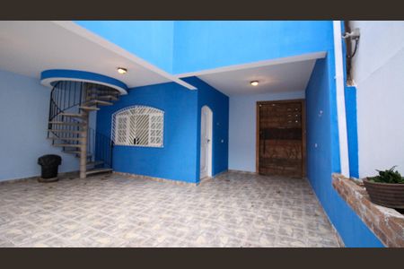 Casa à venda com 145m², 3 quartos e 3 vagas Casa à venda com 145m², 3 quartos e 3 vagasGaragem