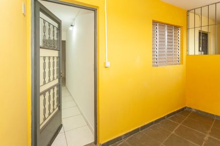 Casa à venda com 400m², 7 quartos e 2 vagasEntrada Casa 2