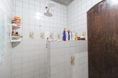 Casa para alugar com 104m², 3 quartos e 2 vagasBanheiro Social