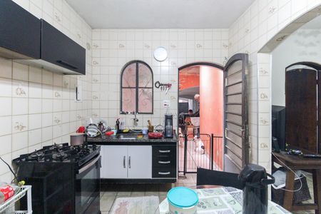 Casa para alugar com 104m², 3 quartos e 2 vagasCozinha