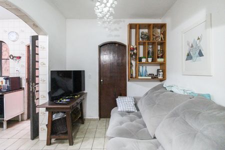 Casa para alugar com 104m², 3 quartos e 2 vagasSala