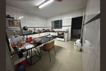 Casa à venda com 180m², 7 quartos e 4 vagasFoto 03