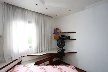 Apartamento para alugar com 176m², 3 quartos e 3 vagas Apartamento para alugar com 176m², 3 quartos e 3 vagasSuíte 2