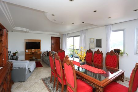 Sala de apartamento para alugar com 3 quartos, 176m² em Jardim Londrina, São Paulo