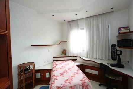 Apartamento para alugar com 176m², 3 quartos e 3 vagas Apartamento para alugar com 176m², 3 quartos e 3 vagasSuíte 2