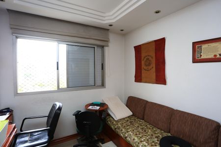 Apartamento para alugar com 176m², 3 quartos e 3 vagas Apartamento para alugar com 176m², 3 quartos e 3 vagasEscritório