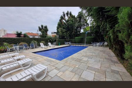 Apartamento para alugar com 176m², 3 quartos e 3 vagas Apartamento para alugar com 176m², 3 quartos e 3 vagasÁrea comum - Piscina