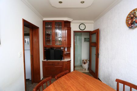 Apartamento para alugar com 176m², 3 quartos e 3 vagas Apartamento para alugar com 176m², 3 quartos e 3 vagasCopa