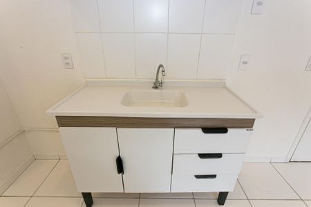 Apartamento para alugar com 47m², 2 quartos e sem vaga Apartamento para alugar com 47m², 2 quartos e sem vagaCozinha - Armários